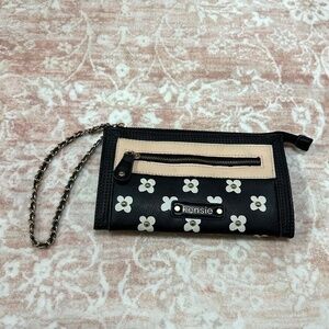 KENSIE 🌸 Daisies Wristlet Wallet